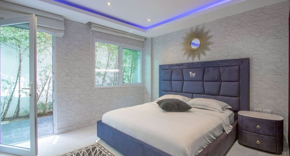 For sale 10 bedrooms villa in Bang Lamung, Chonburi