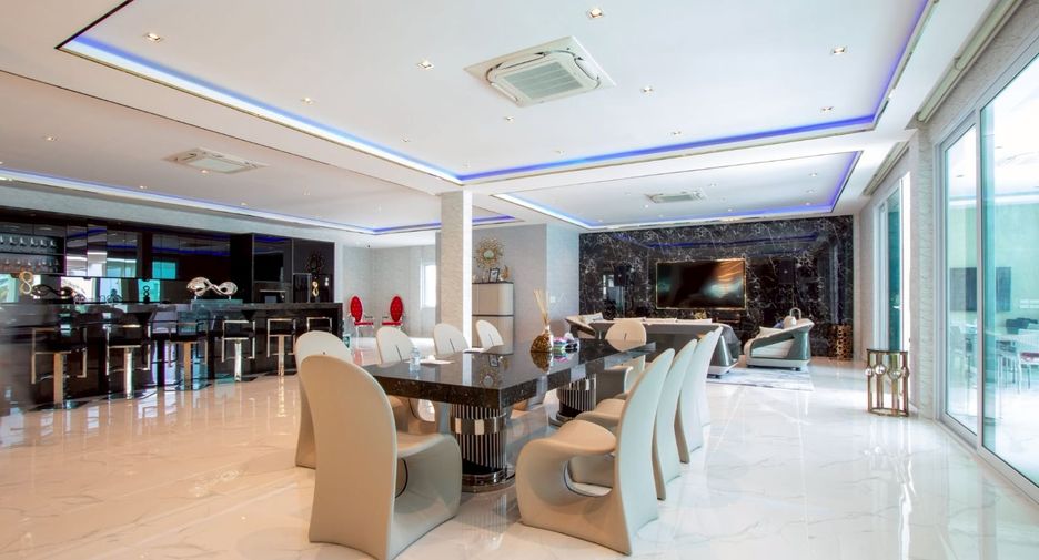 For sale 10 bedrooms villa in Bang Lamung, Chonburi