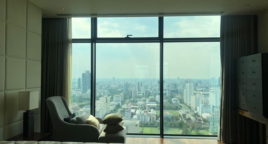 For rent 3 ベッドルーム condo in Pathum Wan, Bangkok