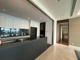 Wohnung zur Miete mit 3 Zimmer in Pathum Wan, Bangkok