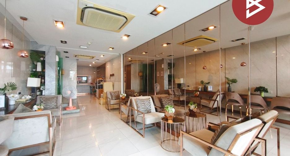 For sale 1 bed condo in Mueang Samut Prakan, Samut Prakan