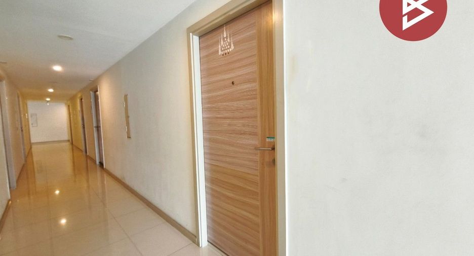 For sale 1 bed condo in Mueang Samut Prakan, Samut Prakan
