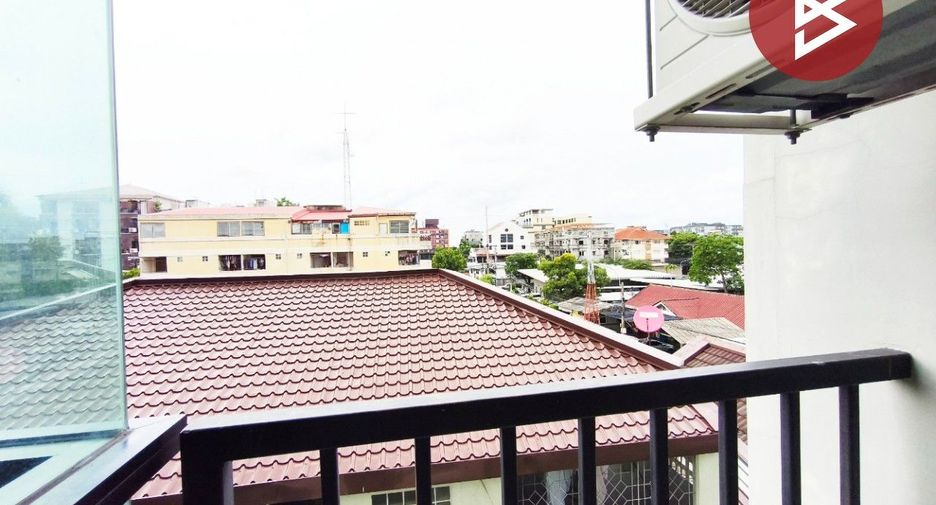 For sale 1 bed condo in Mueang Samut Prakan, Samut Prakan