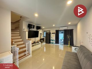 Casa adosada en venta de 3 habitaciones en Lat Krabang, Bangkok