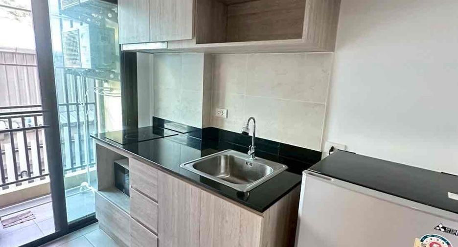 For rent 1 bed condo in Phra Khanong, Bangkok