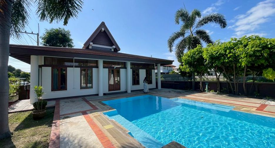 For rent 2 bedrooms house in Mueang Chon Buri, Chonburi