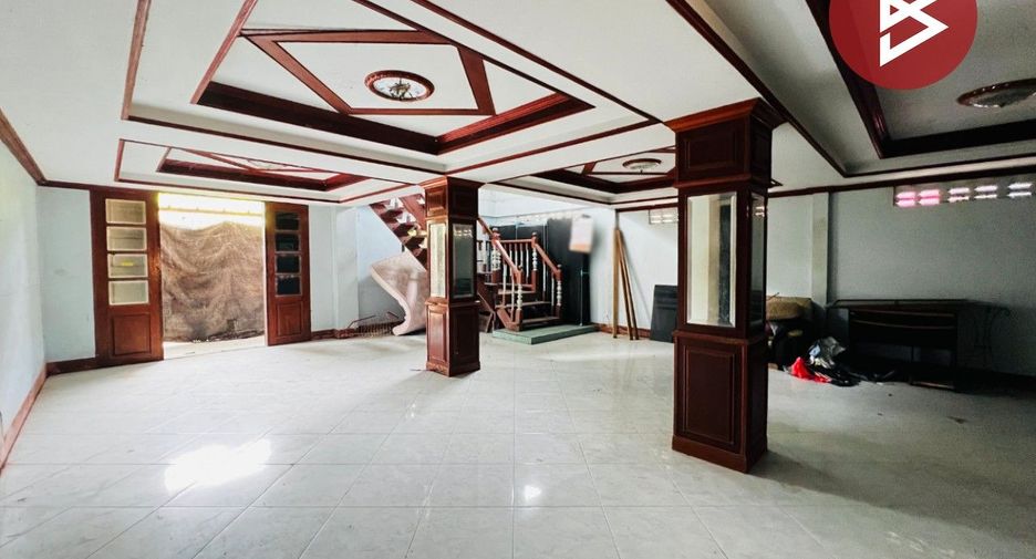À vendre 4 chambres maison à Ban Phaeo, Samut Sakhon