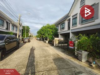 For sale 2 bedrooms townhouse in Bang Sao Thong, Samut Prakan