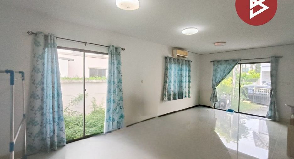 For sale 2 bedrooms townhouse in Bang Sao Thong, Samut Prakan