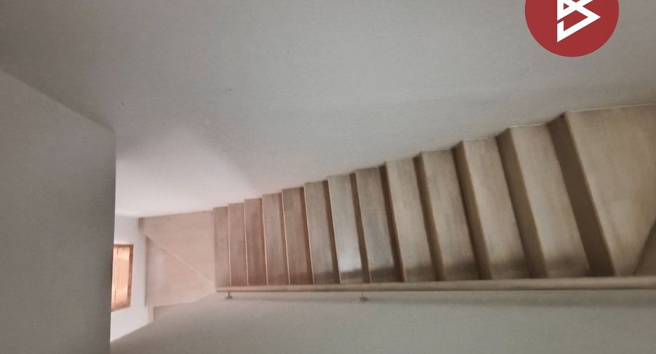 For sale 2 bedrooms townhouse in Bang Sao Thong, Samut Prakan