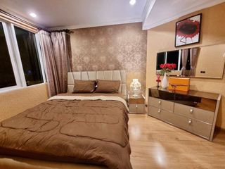 For rent 2 bedrooms apartment in Huai Khwang, Bangkok