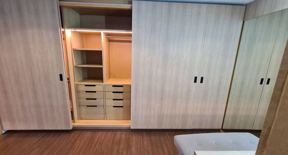 ให้เช่า 2 ห้องนอน คอนโด ใน คลองเตย, กรุงเทพฯ