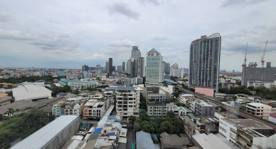 For rent 1 bed condo in Khlong Toei, Bangkok