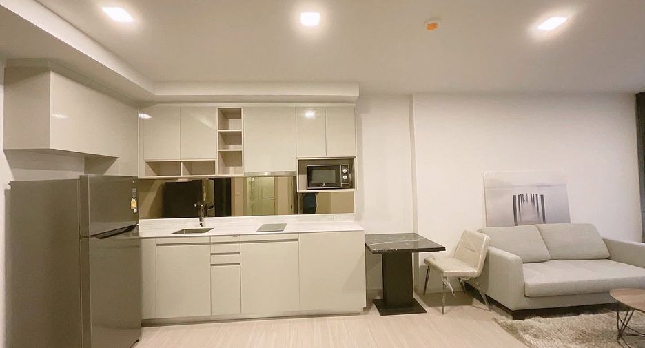 À louer 1 chambre condo à Khlong Toei, Bangkok
