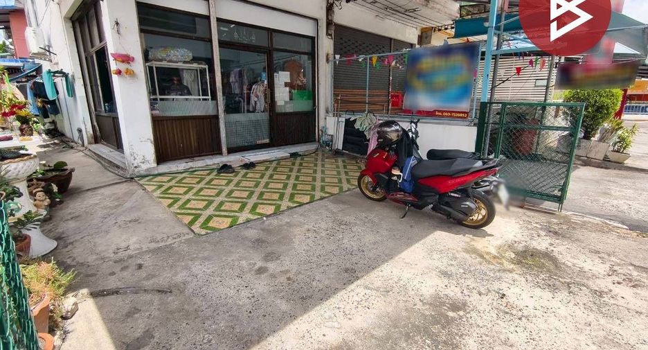 À vendre 4 chambres local commercial à Mueang Samut Prakan, Samut Prakan