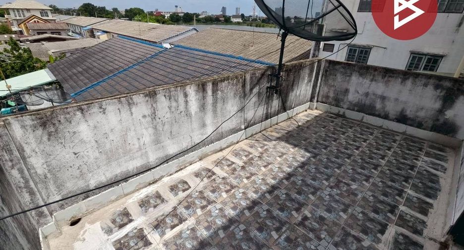 À vendre 4 chambres local commercial à Mueang Samut Prakan, Samut Prakan