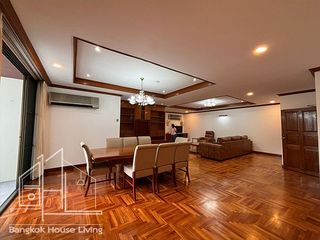 For rent 3 bedrooms apartment in Watthana, Bangkok