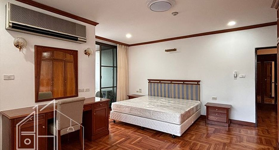 Apartamento en alquiler de 3 habitaciones en Watthana, Bangkok
