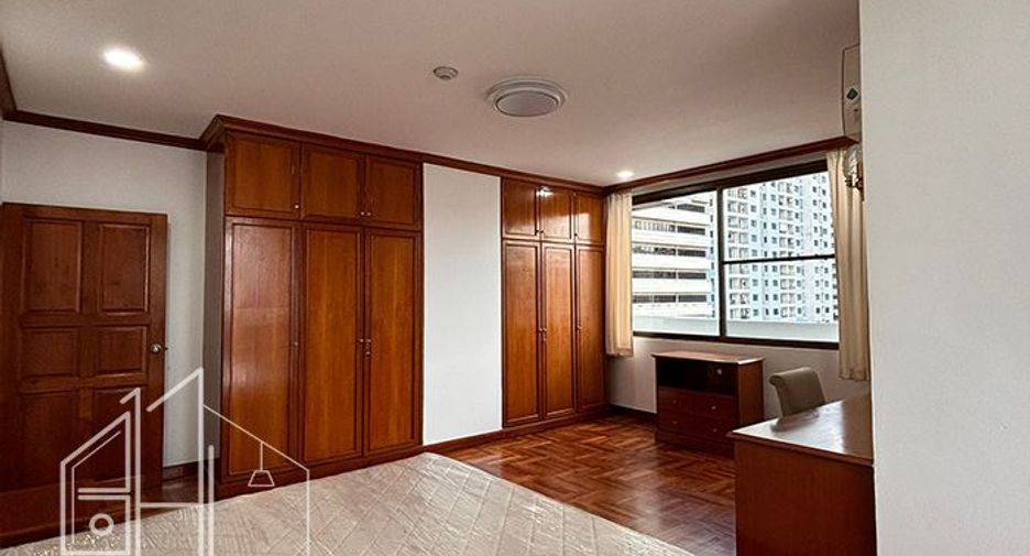 Apartamento en alquiler de 3 habitaciones en Watthana, Bangkok