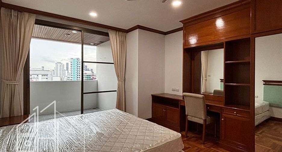 Apartamento en alquiler de 3 habitaciones en Watthana, Bangkok