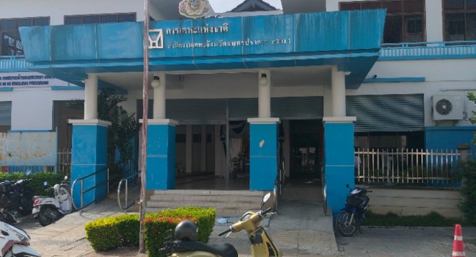 For sale 1 bed condo in Mueang Samut Prakan, Samut Prakan