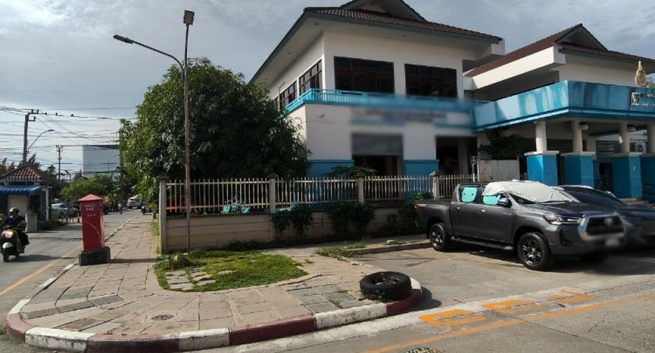 For sale 1 bed condo in Mueang Samut Prakan, Samut Prakan