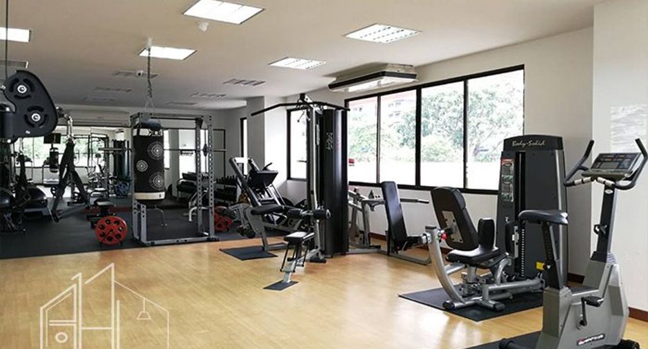 Apartamento en alquiler de 3 habitaciones en Watthana, Bangkok