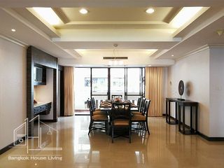 For rent 3 bedrooms apartment in Watthana, Bangkok
