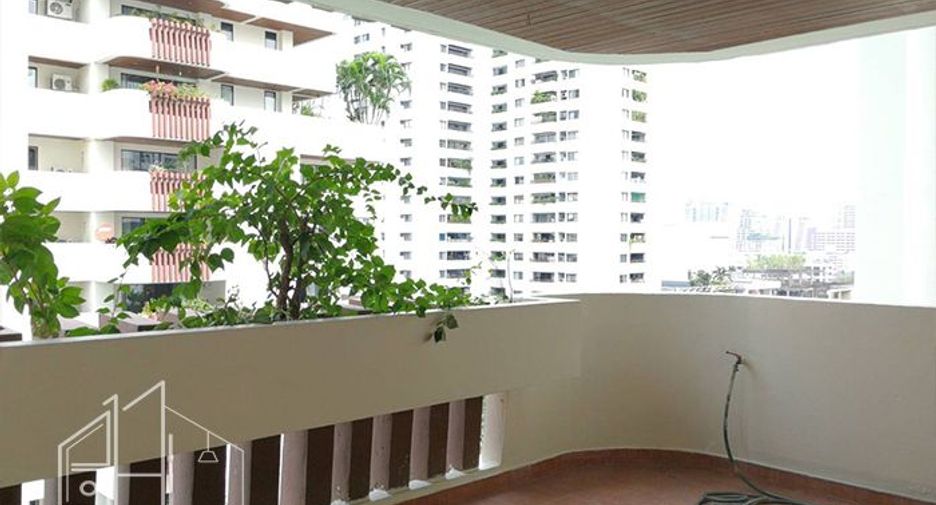 Apartamento en alquiler de 3 habitaciones en Watthana, Bangkok