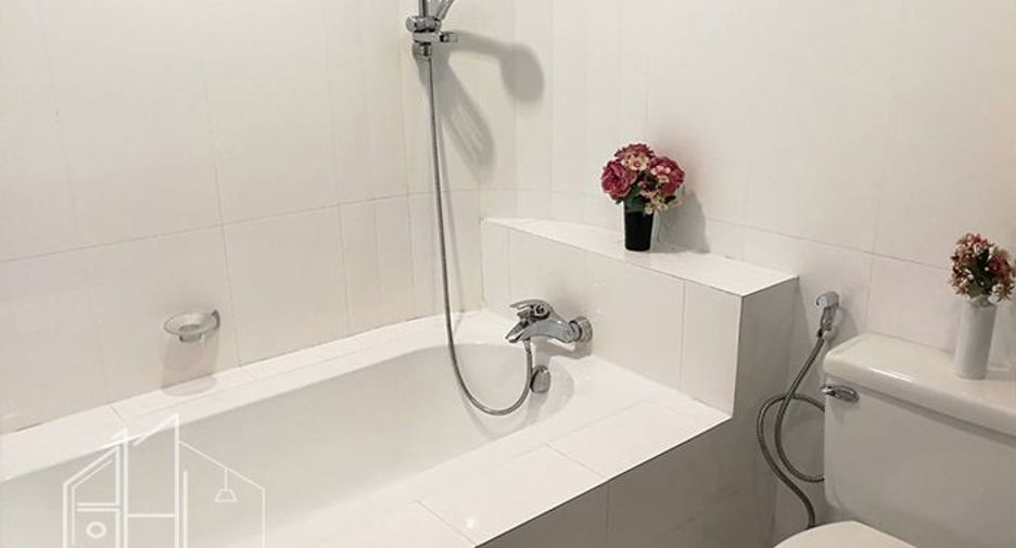 Apartamento en alquiler de 3 habitaciones en Watthana, Bangkok