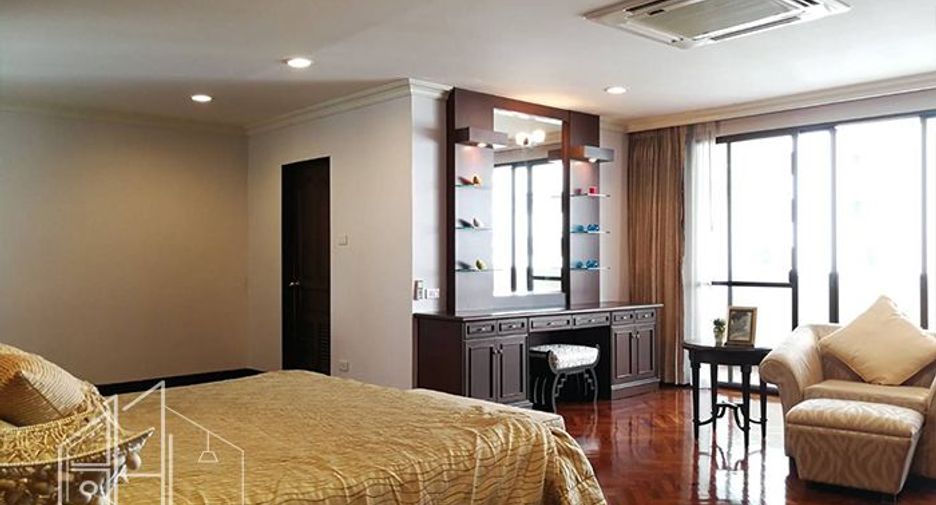 Apartamento en alquiler de 3 habitaciones en Watthana, Bangkok