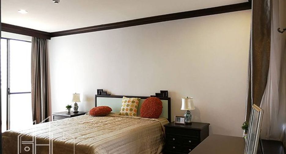 Condo en alquiler de 4 habitaciones en Watthana, Bangkok