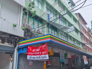 For sale 2 bedrooms retail Space in Pathum Wan, Bangkok