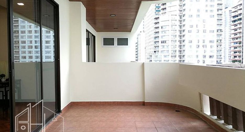 Apartamento en alquiler de 3 habitaciones en Watthana, Bangkok