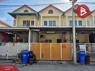 À vendre 2 chambres maison de ville à Mueang Samut Prakan, Samut Prakan
