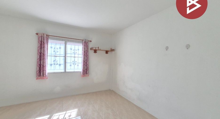À vendre 2 chambres maison de ville à Mueang Samut Prakan, Samut Prakan