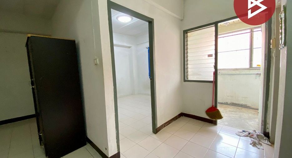 Wohnung zum Kauf mit 1 Zimmer in Bang Khun Thian, Bangkok