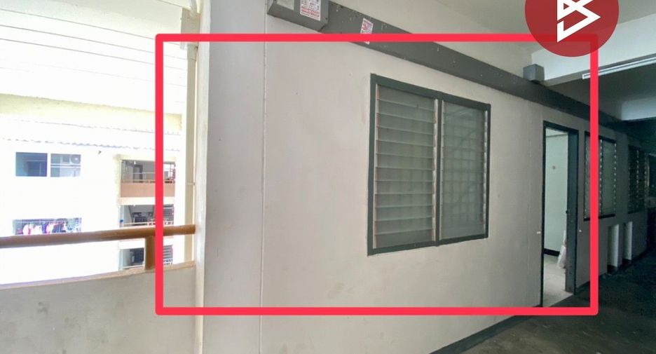 Wohnung zum Kauf mit 1 Zimmer in Bang Khun Thian, Bangkok