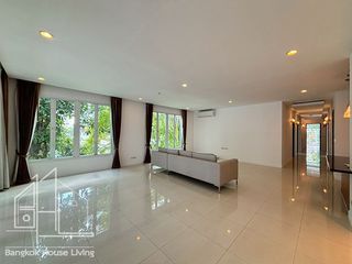 For rent 4 bedrooms apartment in Watthana, Bangkok