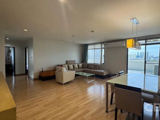 For sale 2 bedrooms condo in Phra Khanong, Bangkok