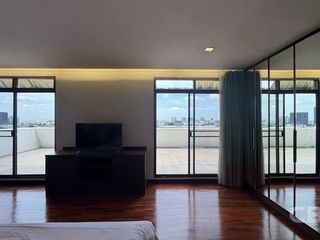For sale 2 bedrooms condo in Phra Khanong, Bangkok