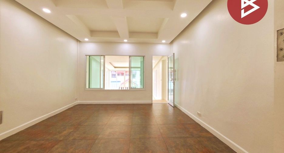 For sale 2 ベッドルーム townhouse in Mueang Nonthaburi, Nonthaburi