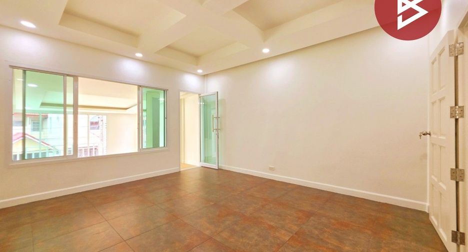 For sale 2 ベッドルーム townhouse in Mueang Nonthaburi, Nonthaburi