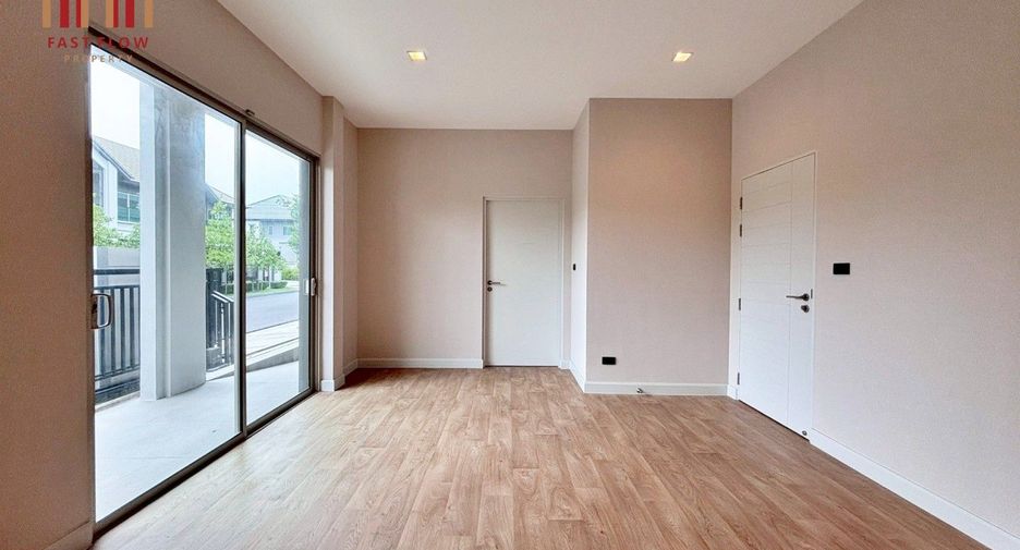 For sale 4 ベッドルーム house in Pak Kret, Nonthaburi