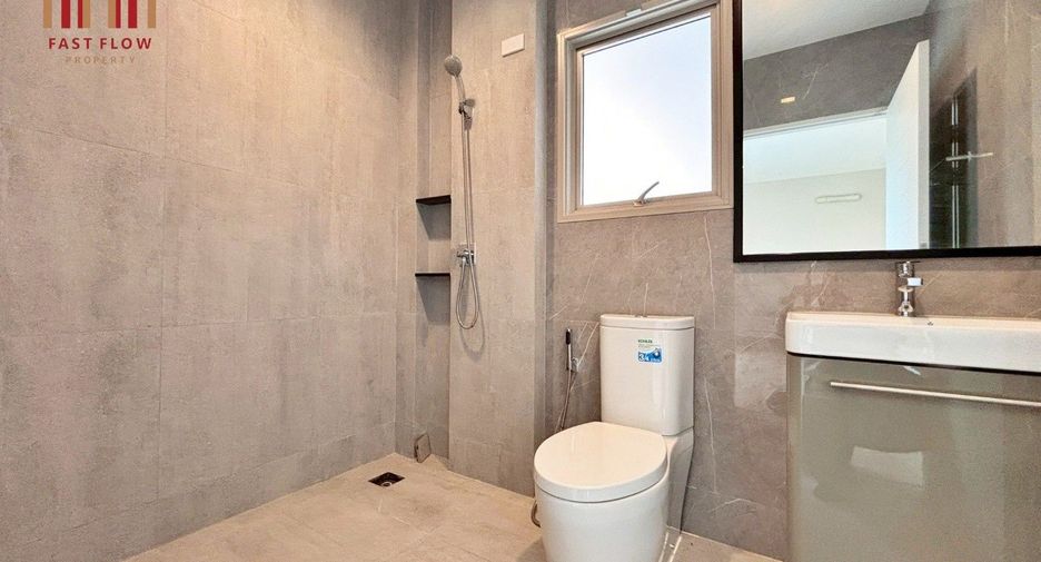 For sale 4 ベッドルーム house in Pak Kret, Nonthaburi