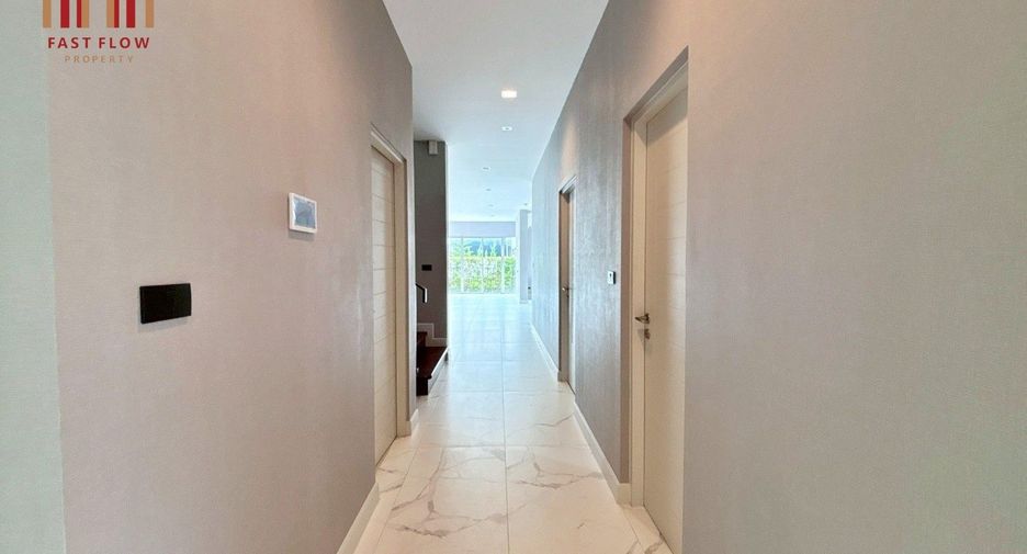 For sale 4 ベッドルーム house in Pak Kret, Nonthaburi