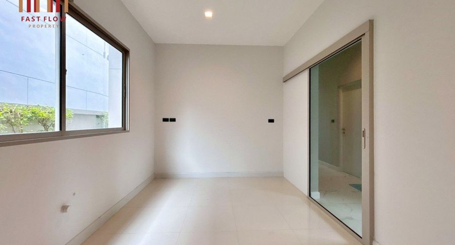 For sale 4 ベッドルーム house in Pak Kret, Nonthaburi
