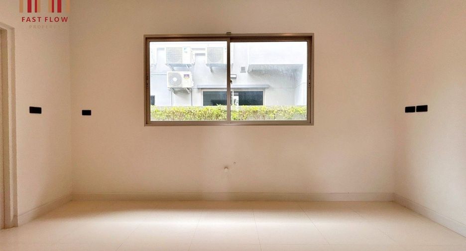 For sale 4 ベッドルーム house in Pak Kret, Nonthaburi