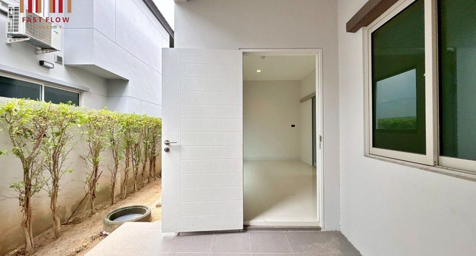 For sale 4 ベッドルーム house in Pak Kret, Nonthaburi