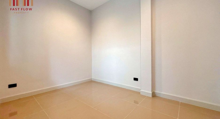 For sale 4 ベッドルーム house in Pak Kret, Nonthaburi